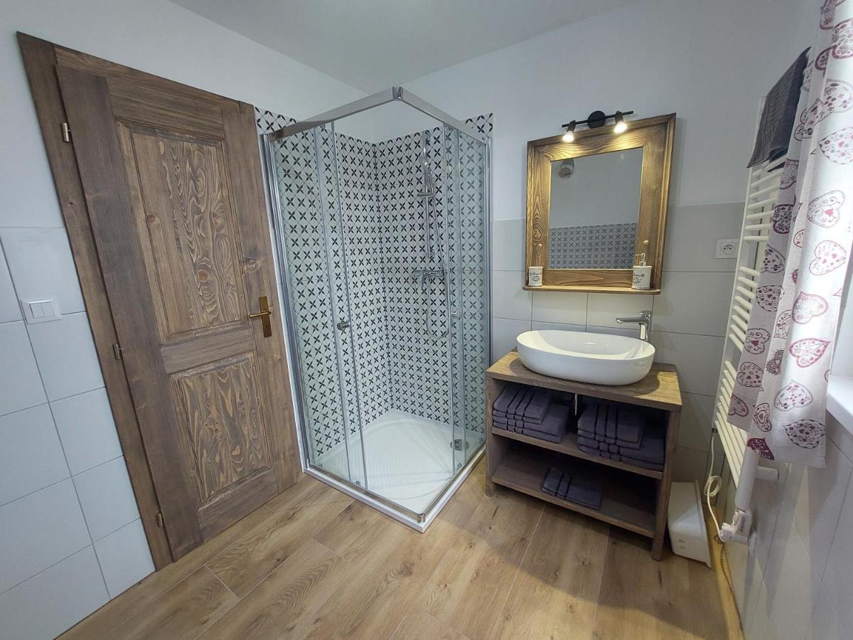 Apartmany Ema A Ela Tatranska Strba Exteriör bild